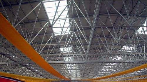 螺栓球網(wǎng)架